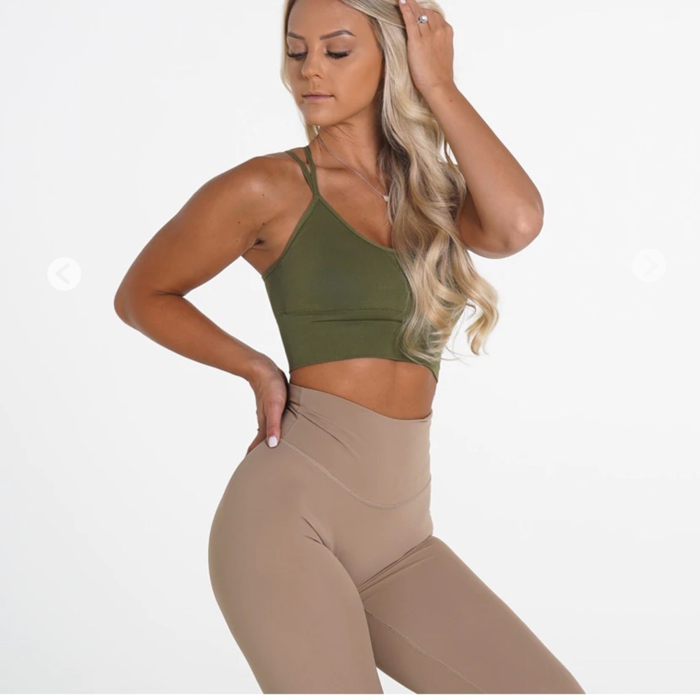 Khaki Flourish Seamless Bra NVGTN